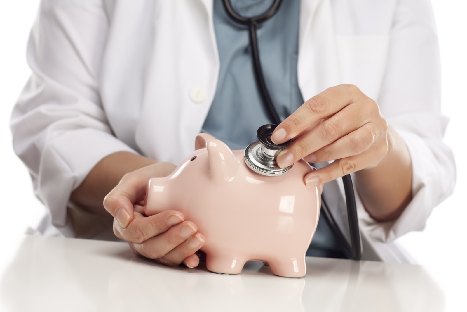В Минздраве к концу года подготовят предложения по трансформации системы оплаты труда отечественных медиков
