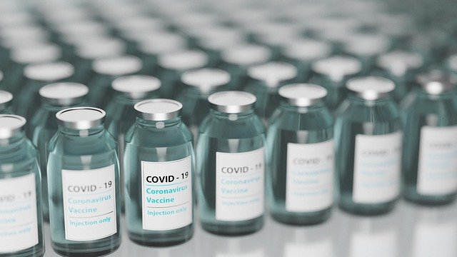 В России изменились правила перевоза и хранения вакцин от COVID-19