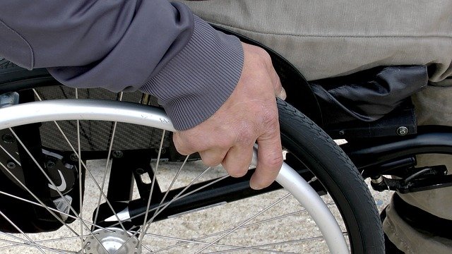 Минтруд временно упростил процедуру получения инвалидности