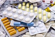 Госдума приняла поправки, позволяющие участковым больницам продавать лекарства