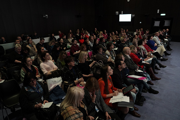 В Москве завершилась конференция «Патология шейки матки, влагалища и вульвы — от экспериментального лечения к доказательной медицине» 
