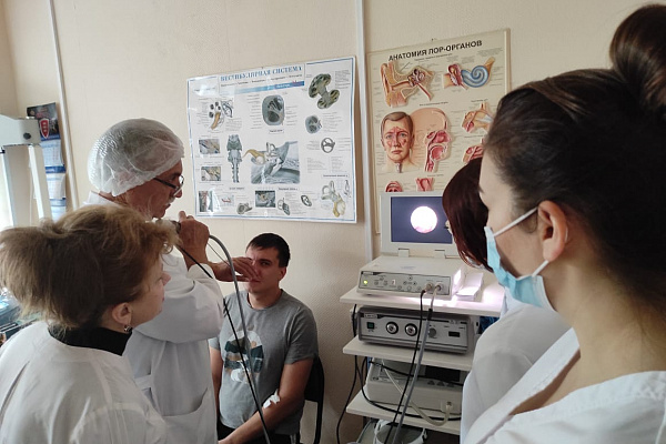 Завершилось обучение первой группы врачей на курсе «Диагностическая эндоскопия в оториноларингологии»